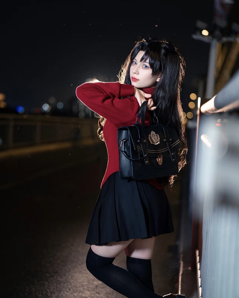 Ảnh Rin Tohsaka cosplay phong cách anime cao cấp