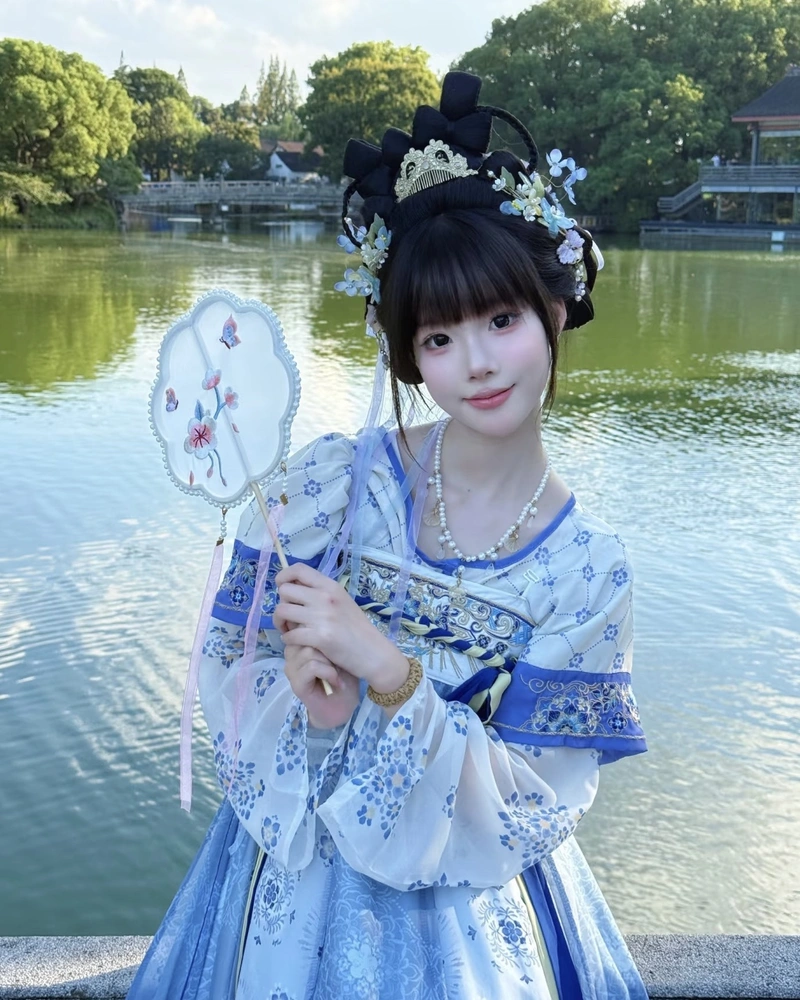 Cosplay cổ trang phong cách cổ điển đậm nét Á Đông