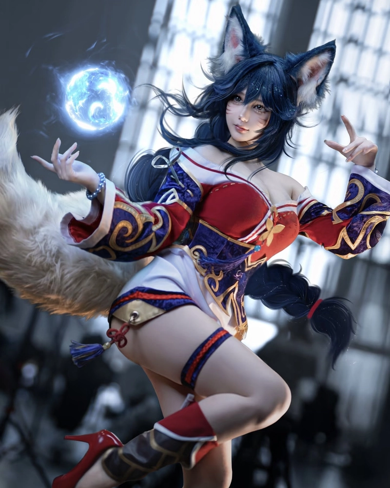 Ahri cosplay phong cách quyến rũ mang nét huyền ảo