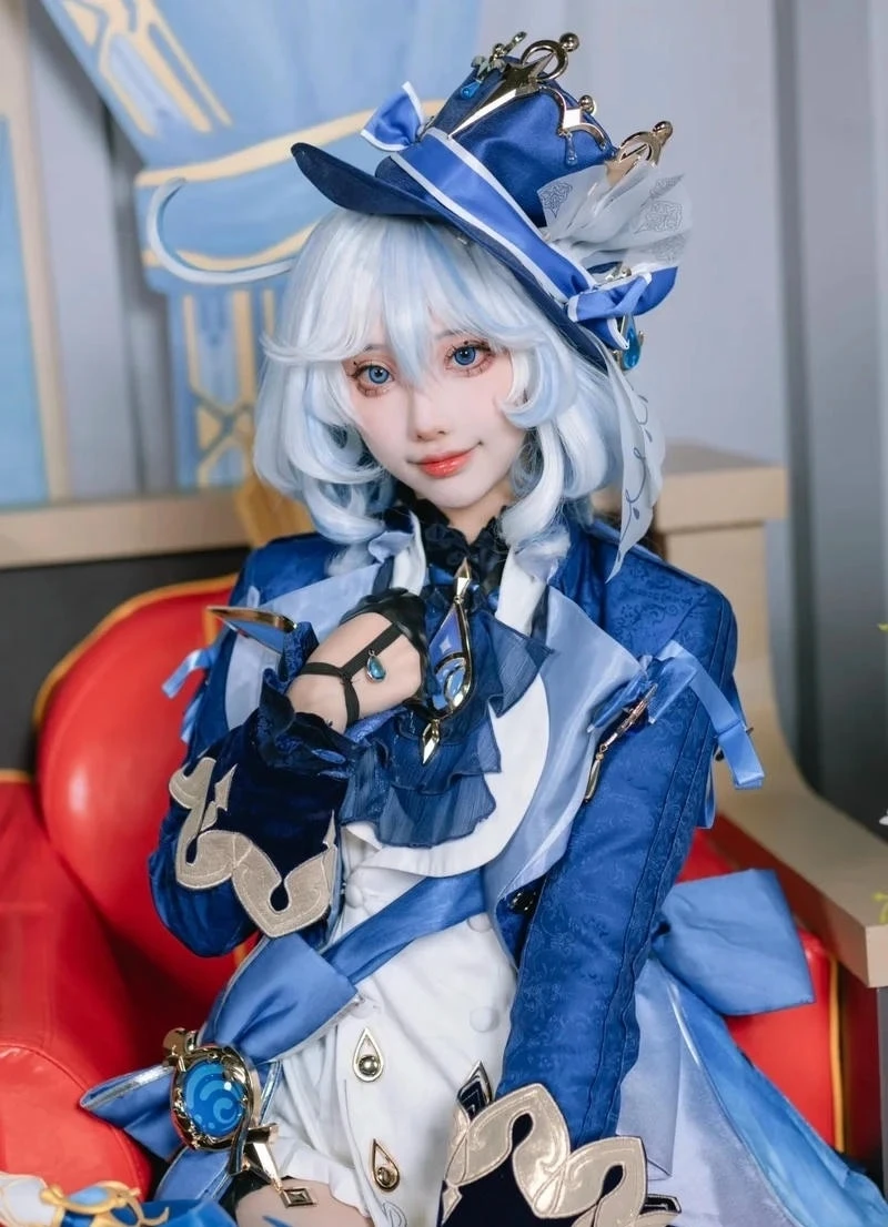 Ảnh Furina cosplay vibe quý tộc phù hợp làm hình nền