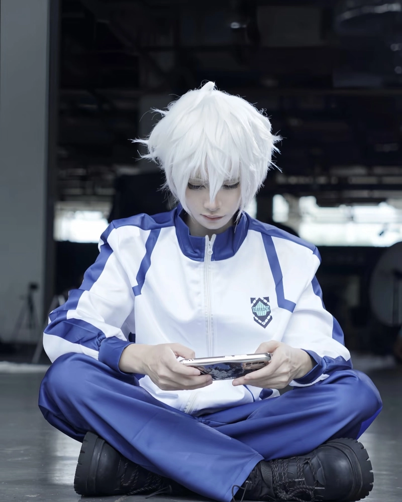 Ảnh Nagi cosplay phong cách anime nam thần cuốn hút