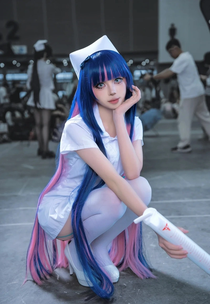 Ảnh nữ y tá cosplay dễ thương cùng visual ngọt ngào nổi bật