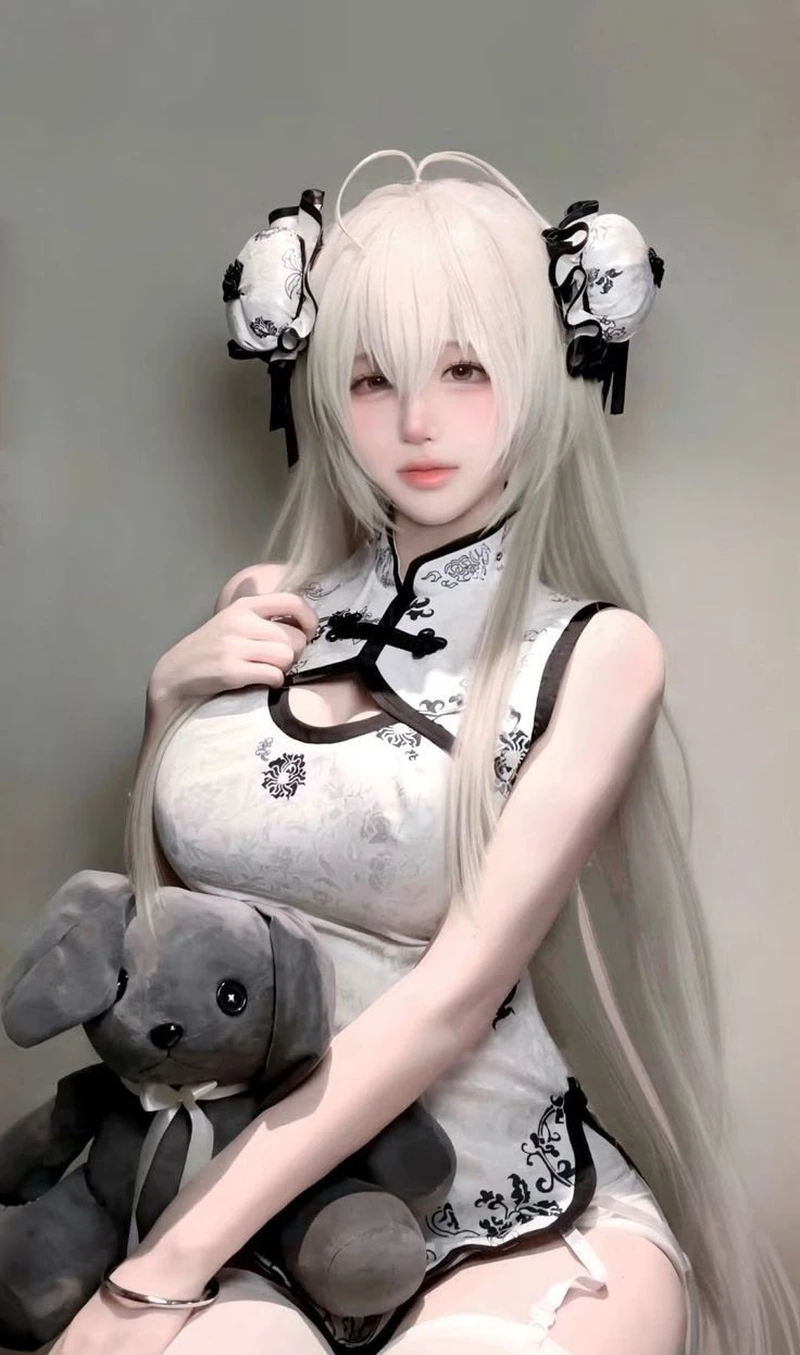 Biểu cảm đáng yêu của nhân vật anime nữ phù hợp avatar đẹp