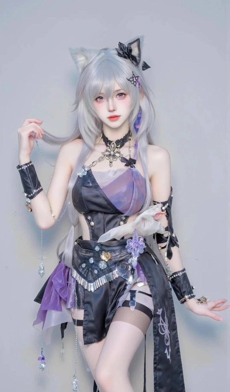 Cosplayer hóa trang mèo dễ thương phong cách nữ sinh anime trẻ trung
