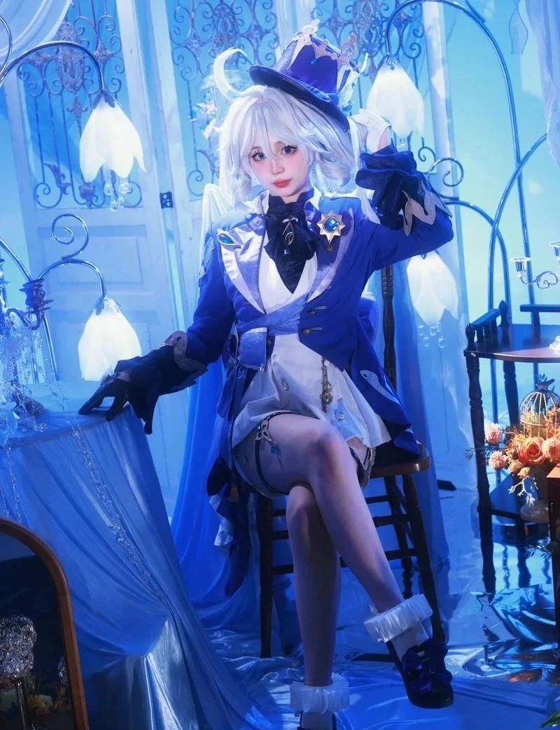 Đường nét gương mặt được tôn lên cosplay Furina trong game