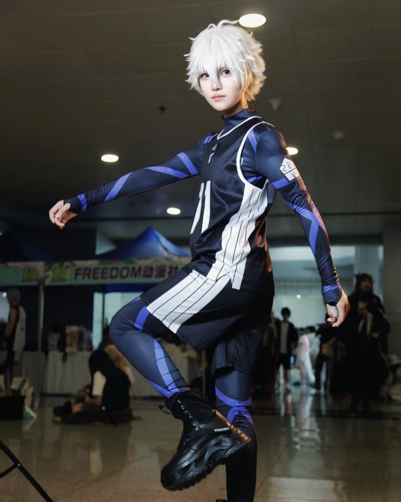 Hình Nagi cosplay tạo hình đơn giản nhưng cuốn hút