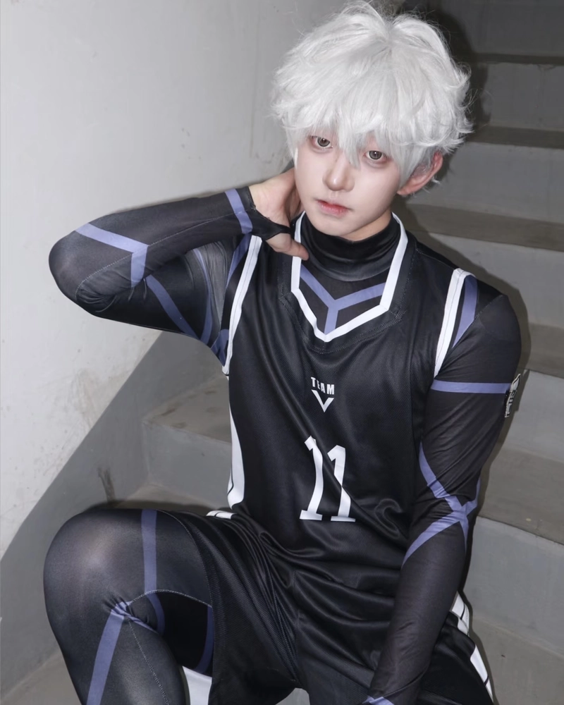 Hình Nagi cosplay tạo hình lạnh lùng đầy cuốn hút