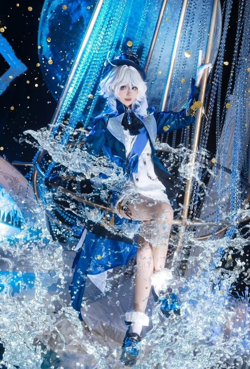 Hình ảnh Furina cosplay biểu cảm sinh động đầy cá tính