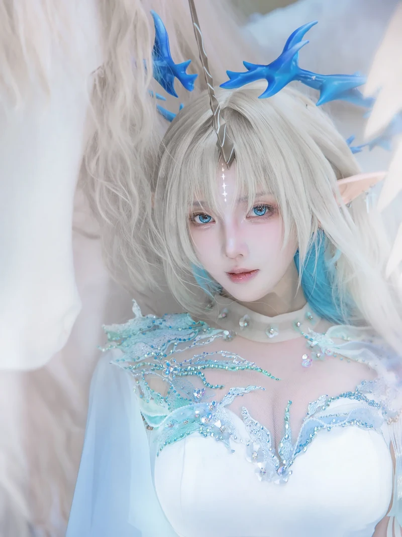Hình ảnh gái xinh cosplay vóc dáng thanh mảnh phù hợp làm avatar đẹp