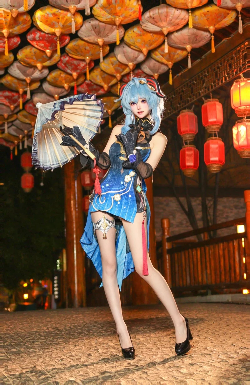 Hình ảnh phù hợp làm avatar fan Genshin từ Ganyu cosplay