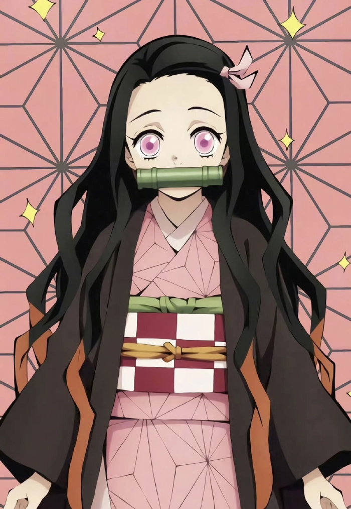 Hình anime Nezuko tạo dáng đơn giản trước nền sáng