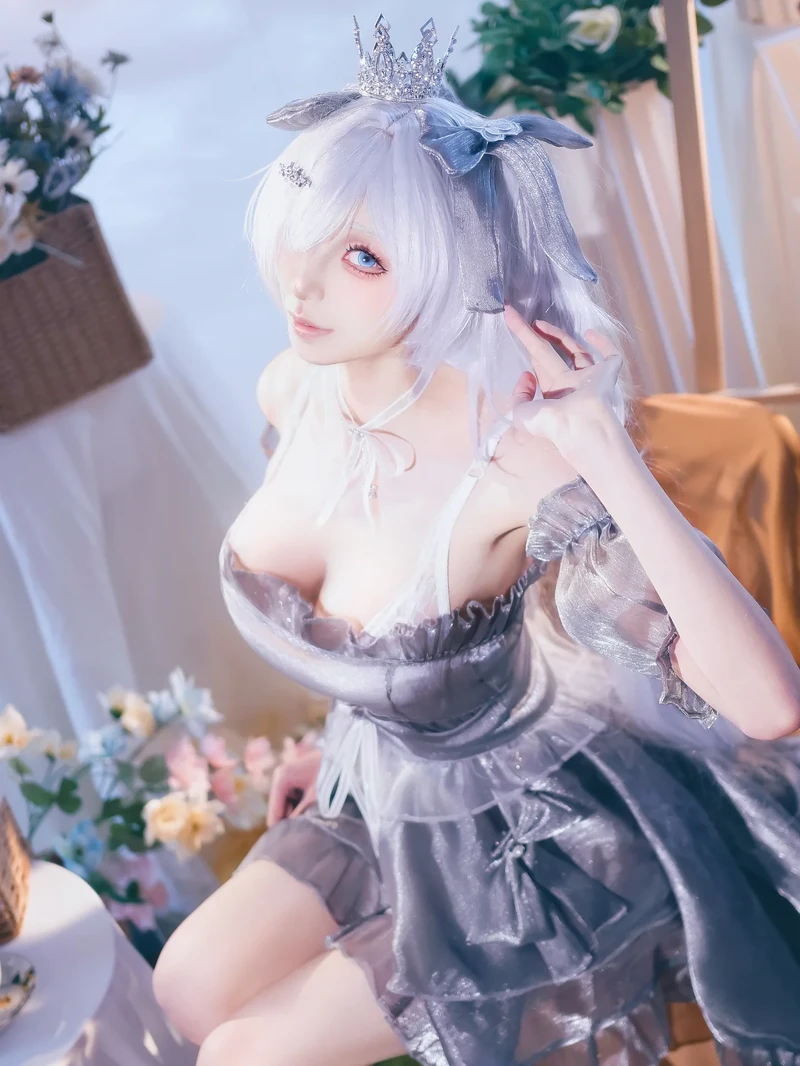 Nét quyến rũ tự nhiên của gái xinh cosplay trong từng khoảnh khắc