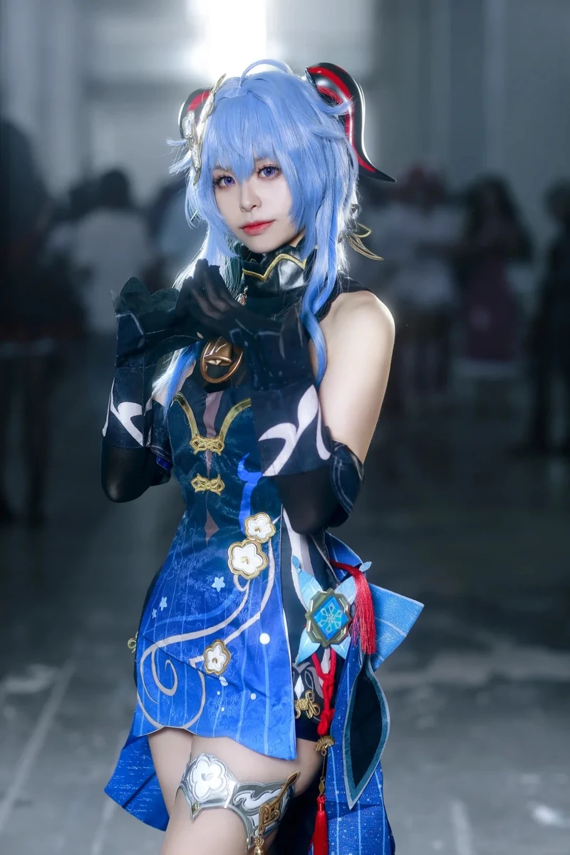 Trang phục Liyue giúp Ganyu cosplay giữ đúng nguyên tác