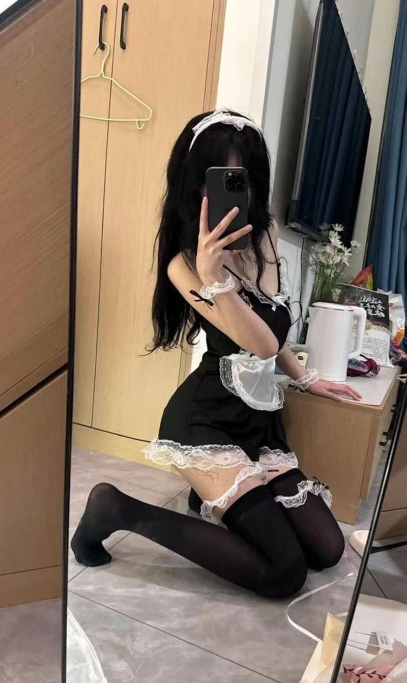 Vẻ đẹp trong trẻo của nhân vật hầu gái gây ấn tượng mạnh
