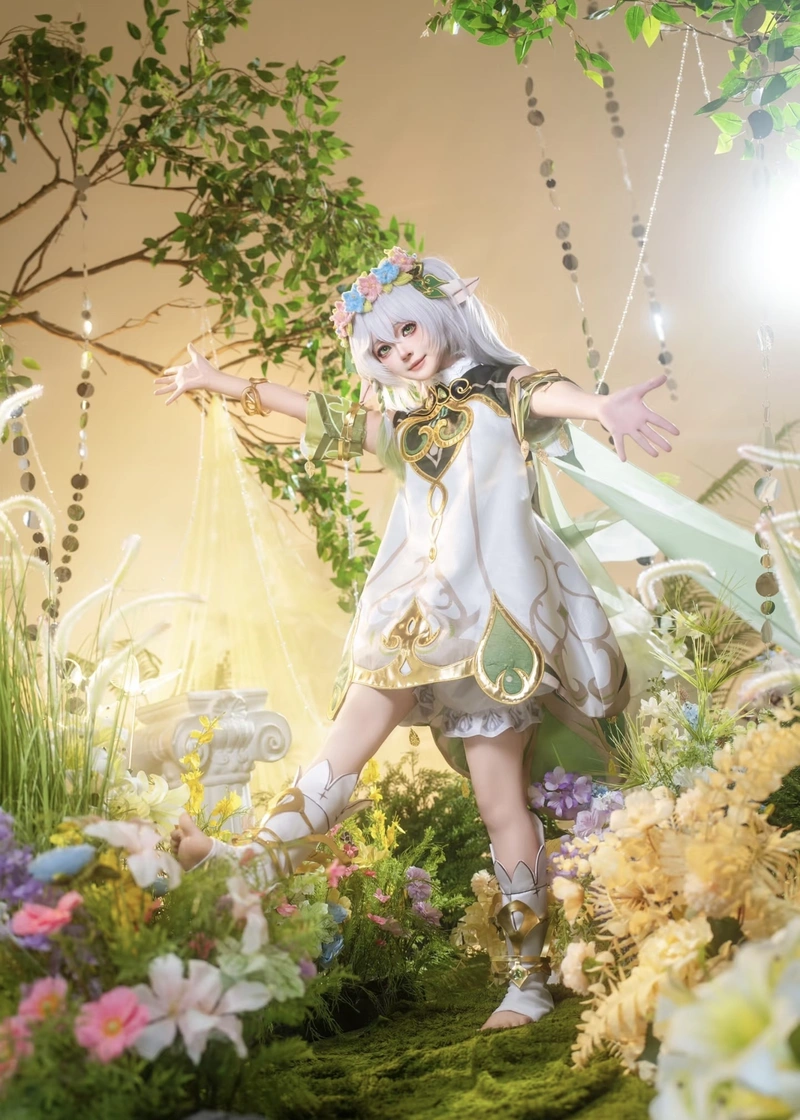 Ảnh Nahida cosplay tạo hình đẹp nhẹ nhàng cuốn hút