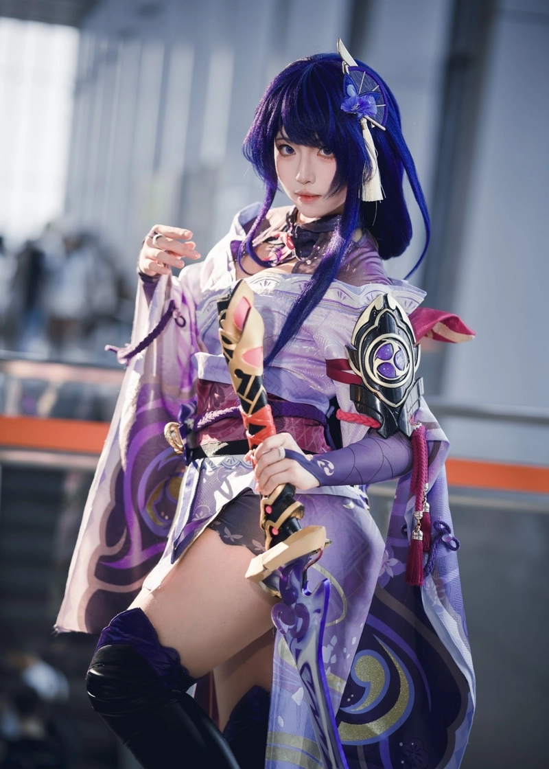 Ảnh Raiden cosplay gợi cảm giác mạnh mẽ và bản lĩnh