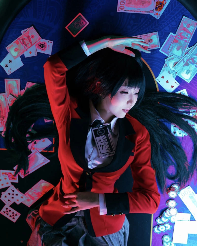 Ảnh Yumeko cosplay nụ cười ngạo nghễ đầy cá tính