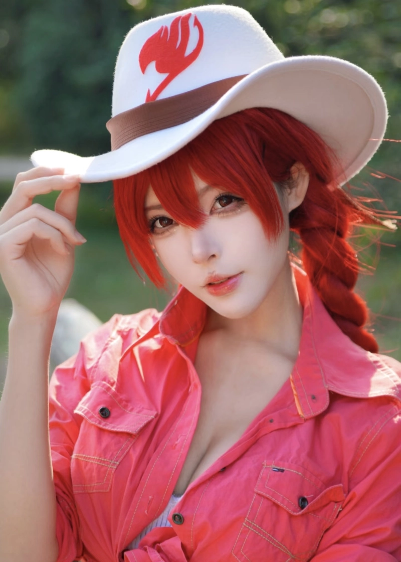 Ảnh cosplay Erza tạo hình chiến binh đầy khí chất