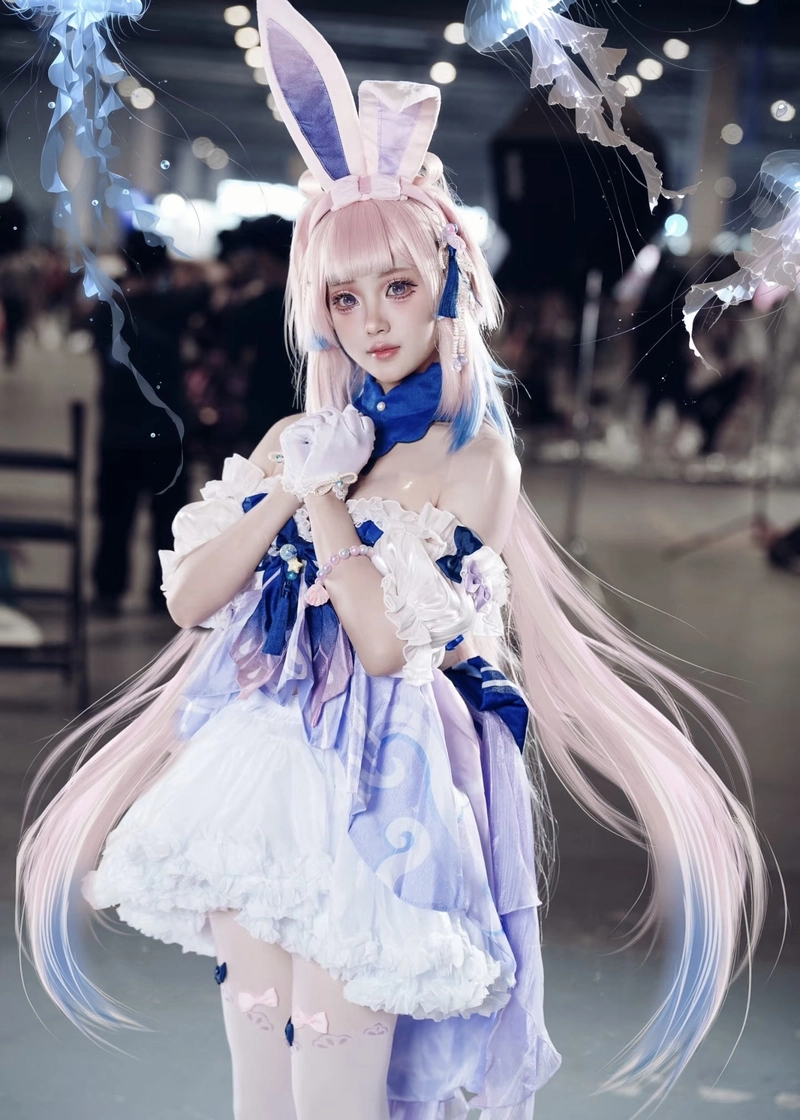 Ảnh gái xinh cosplay thỏ biểu cảm tươi sáng đáng yêu