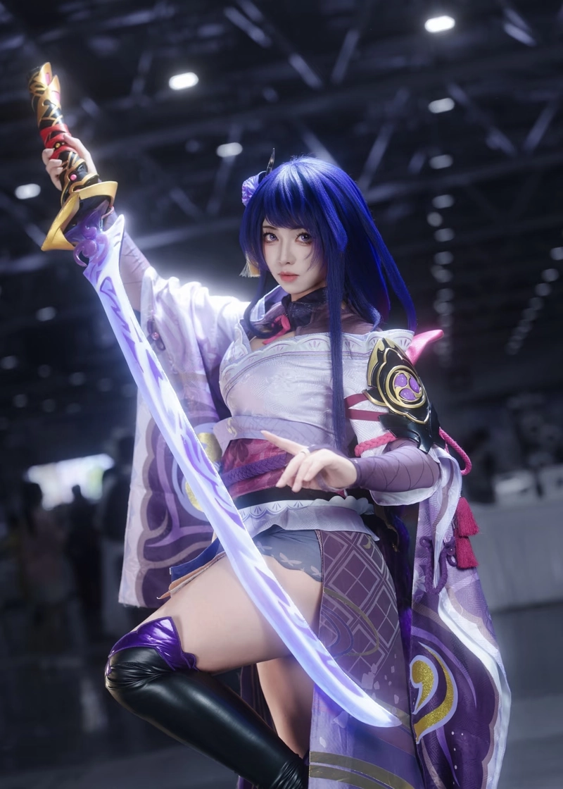 Bức ảnh Raiden cosplay với biểu cảm điềm nhiên cuốn hút