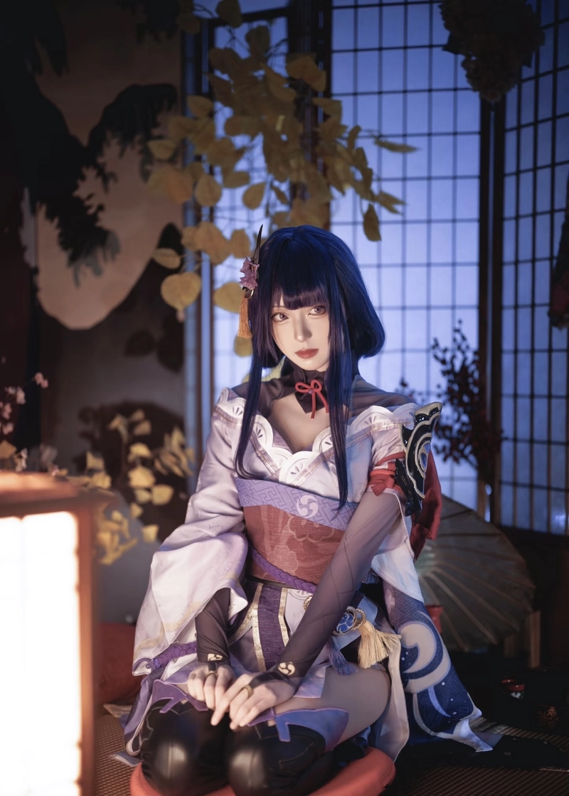 Bức ảnh Raiden cosplay với vẻ ngoài sắc sảo chín chắn
