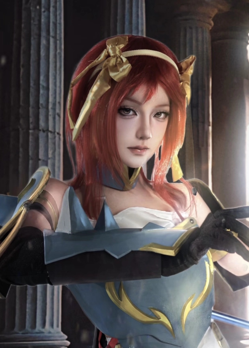 Cosplay Erza nữ thần thái tự tin đầy sức hút