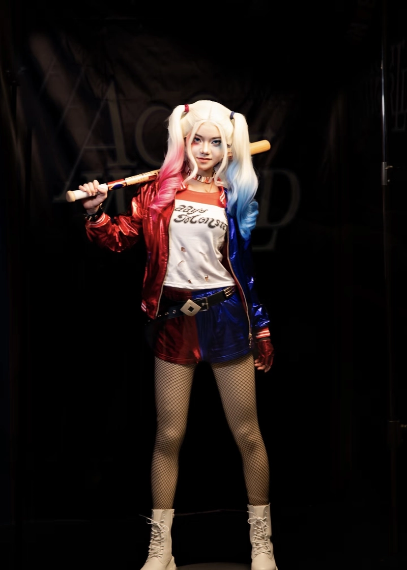 Cosplay Harley Quinn tạo hình cá tính thu hút ánh nhìn