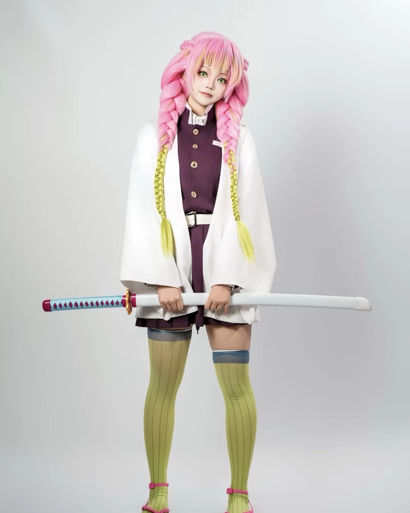Cosplay Luyến Trụ xinh đẹp tạo hình ngọt ngào đầy cá tính