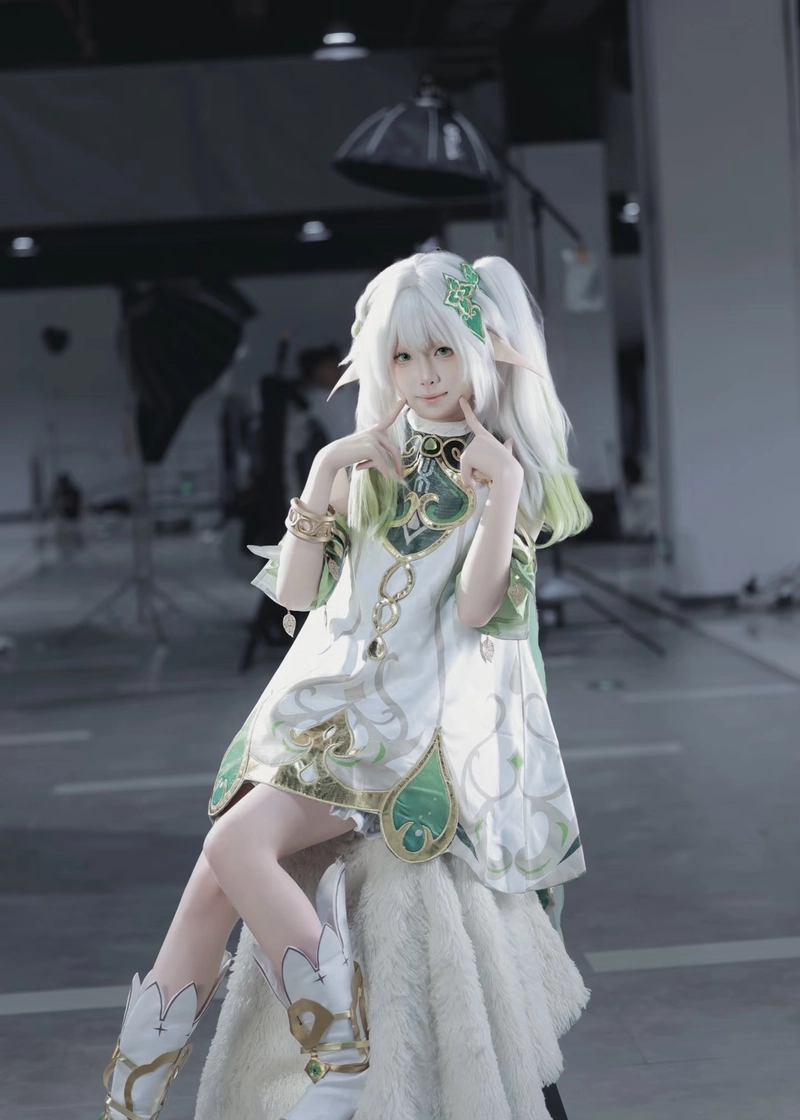 Cosplay Nahida nữ vẻ đẹp tinh khôi đầy cuốn hút