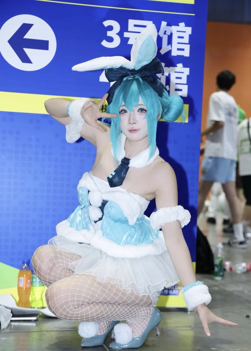 Gái xinh cosplay thỏ phong cách đáng yêu đầy cuốn hút