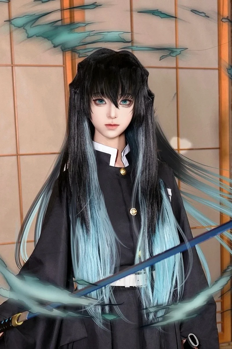 Hà Trụ Tokito được tái hiện qua muichiro cosplay đẹp mắt