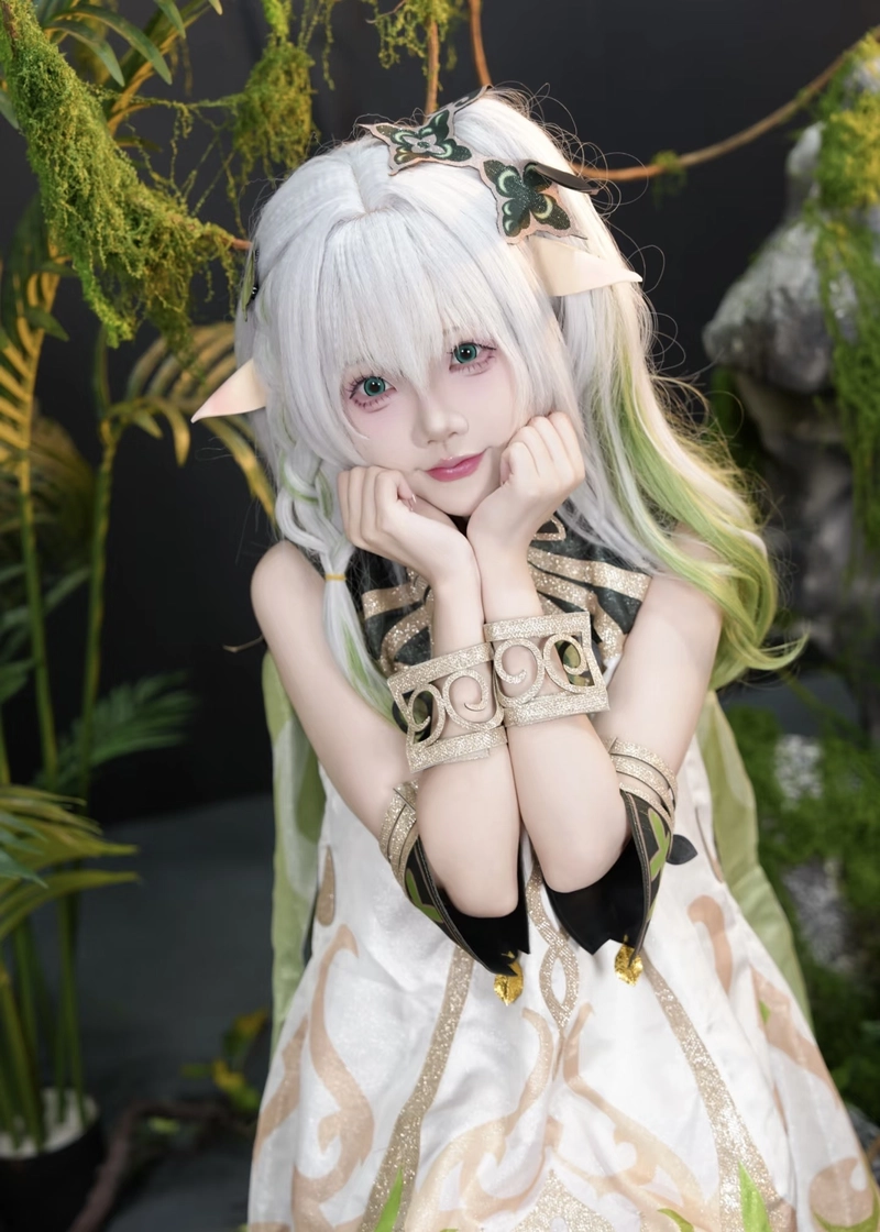 Hình Nahida cosplay phong cách thiên nhiên đầy ấn tượng