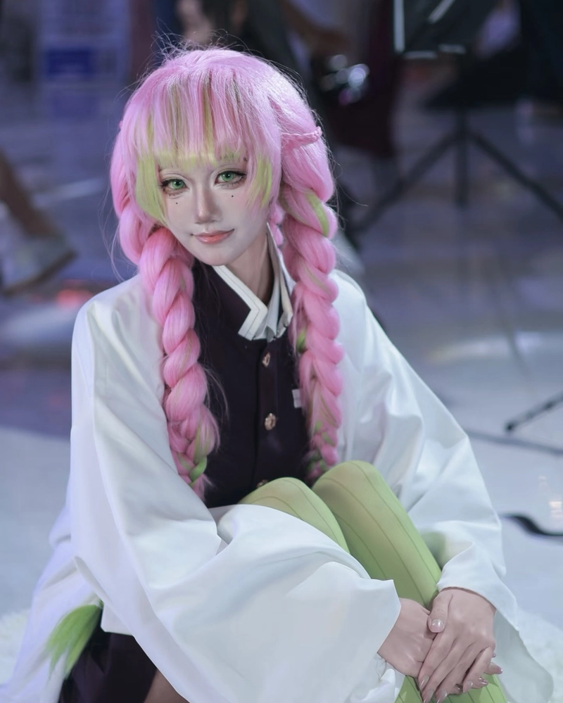 Hình cosplay Luyến Trụ phong cách anime rực rỡ đầy ấn tượng