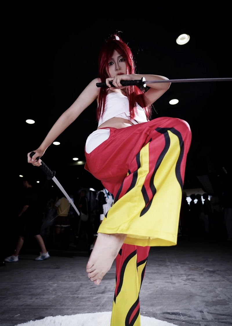 Người cosplay Erza tạo hình đẹp nổi bật phong cách