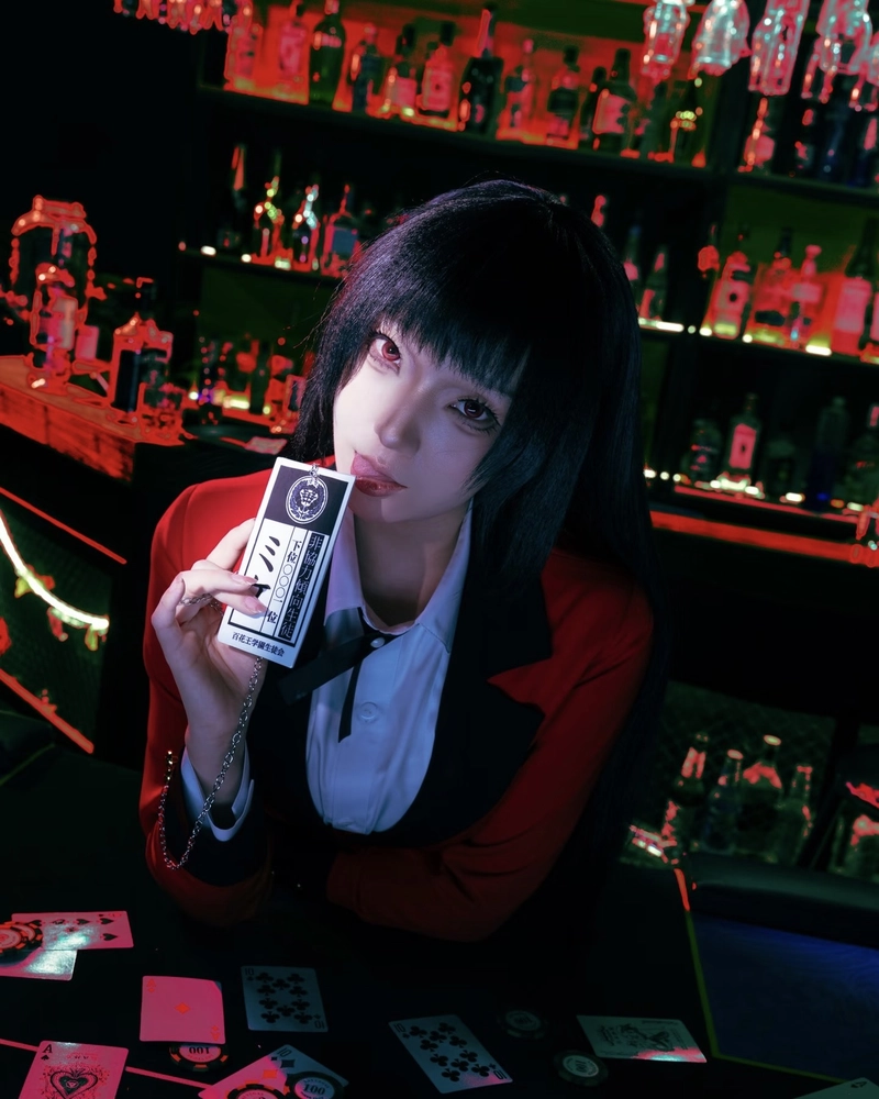 Yumeko cosplay phong thái tự tin đầy cuốn hút